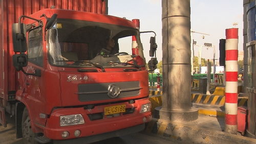 沪高速公路全面启动入口称重，筑牢安全防线，拒超限超载于门外