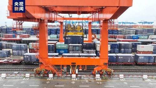 西部陆海新通道班列货运量突破50万标箱，引领区域经济新增长